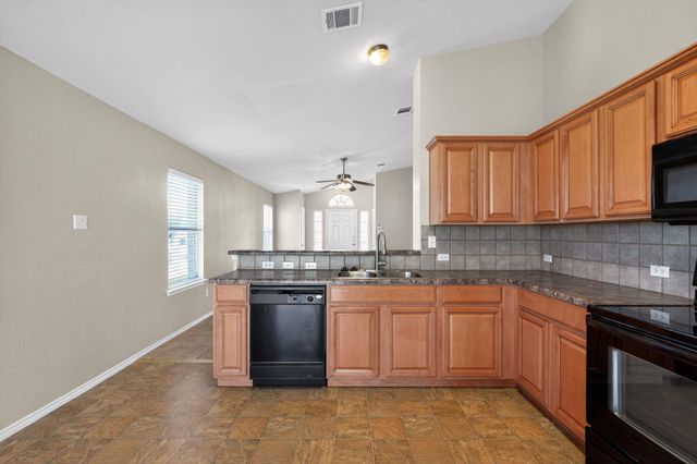 1007 Gentry DR, Leander, TX 78641