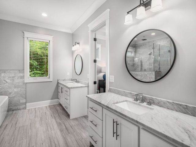 841A Battlefield Dr, Nashville, TN 37204