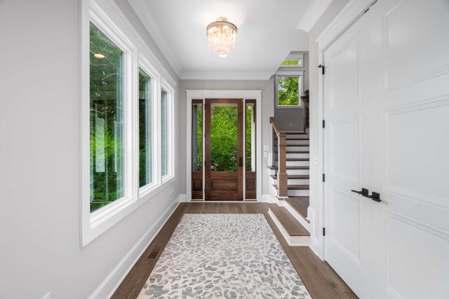 841A Battlefield Dr, Nashville, TN 37204