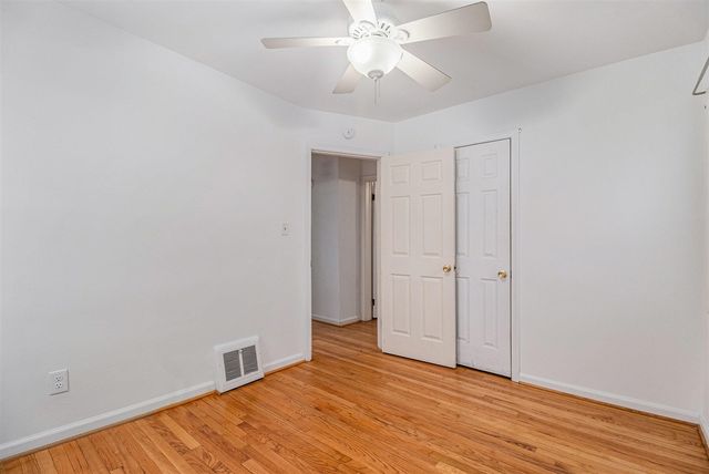 9885 Hubert Avenue, Allen Park, MI 48101