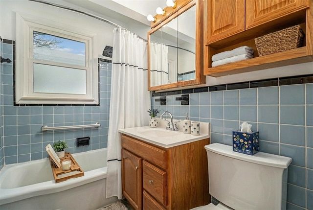 9885 Hubert Avenue, Allen Park, MI 48101