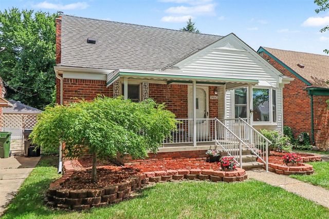 9885 Hubert Avenue, Allen Park, MI 48101
