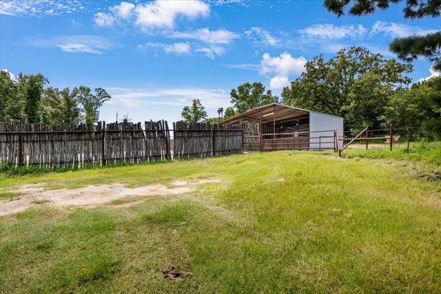 15136 Fm 852, Gilmer, TX 75644