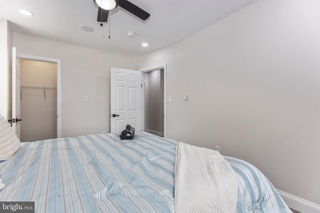 2412 SHIRLEY AVE, Baltimore, MD 21215