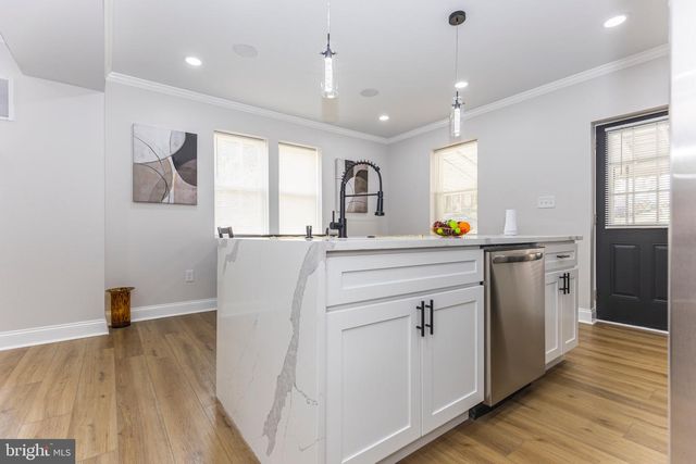 2412 SHIRLEY AVE, Baltimore, MD 21215