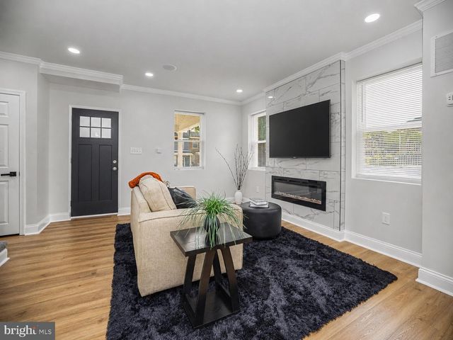 2412 SHIRLEY AVE, Baltimore, MD 21215