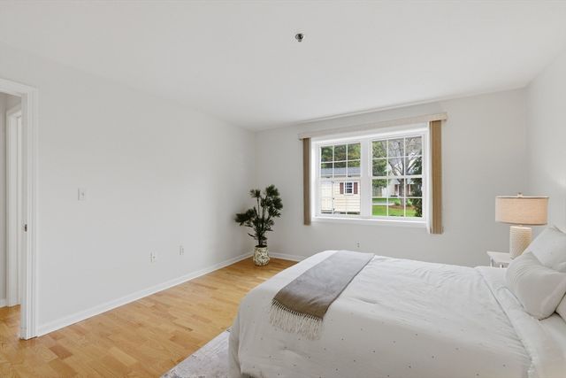 1 Eagle Dr 1, Tewksbury, MA 01876