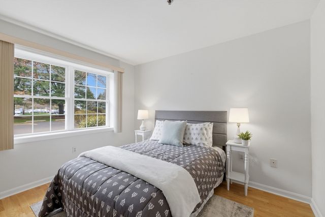 1 Eagle Dr 1, Tewksbury, MA 01876