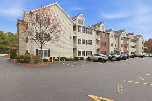 1 Eagle Dr 1, Tewksbury, MA 01876