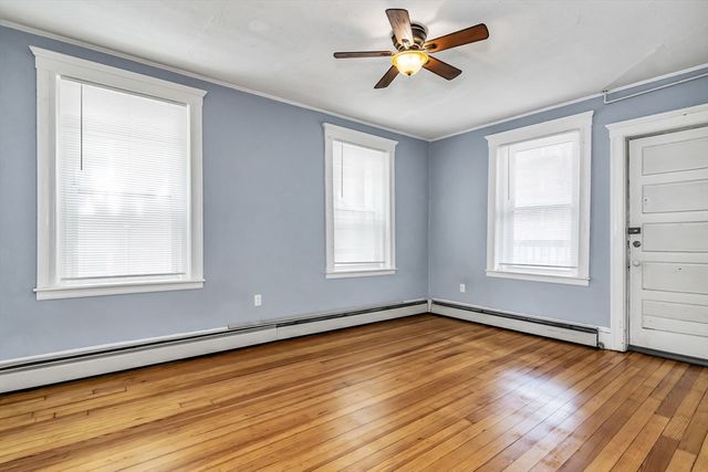 56 Ward St 3B, Salem, MA 01970