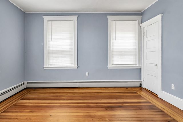 56 Ward St 3B, Salem, MA 01970