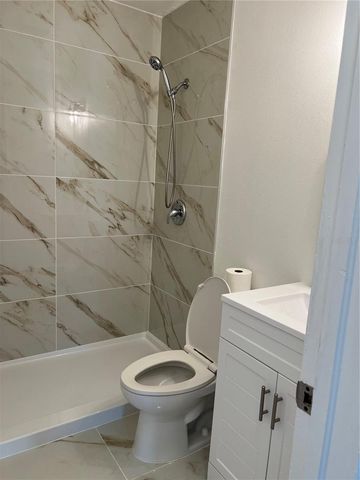 2106 MAGNOLIA STREET, Sarasota, FL 34239
