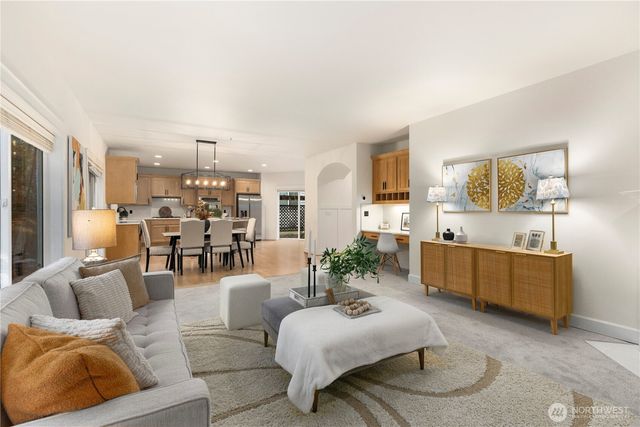 3117 222nd Court SE, Sammamish, WA 98075
