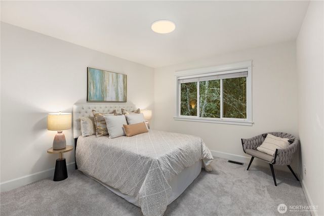 3117 222nd Court SE, Sammamish, WA 98075