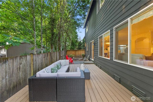 3117 222nd Court SE, Sammamish, WA 98075
