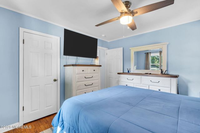 168 W End Avenue, Island Heights, NJ 08732