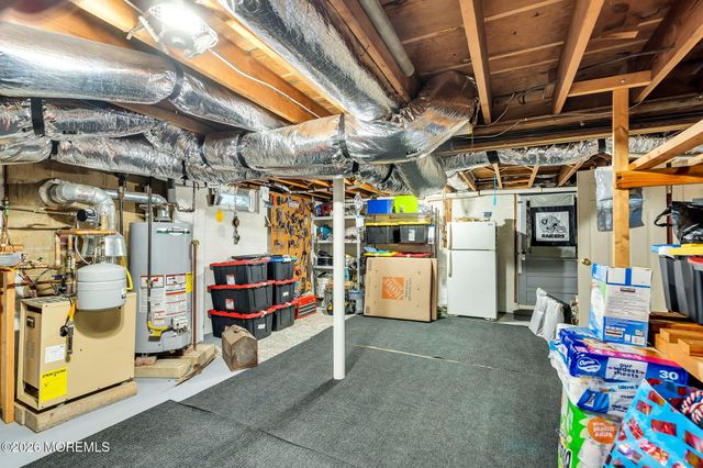 168 W End Avenue, Island Heights, NJ 08732