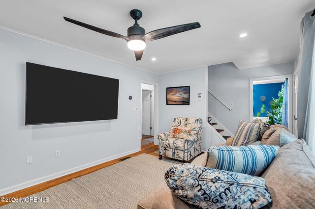 168 W End Avenue, Island Heights, NJ 08732