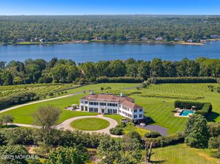 713 Navesink River Road, Red Bank, NJ 07701