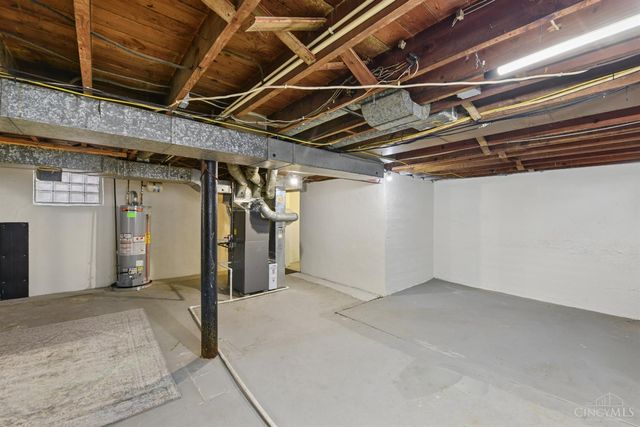 3827 Thornton Drive, Cincinnati, OH 45236