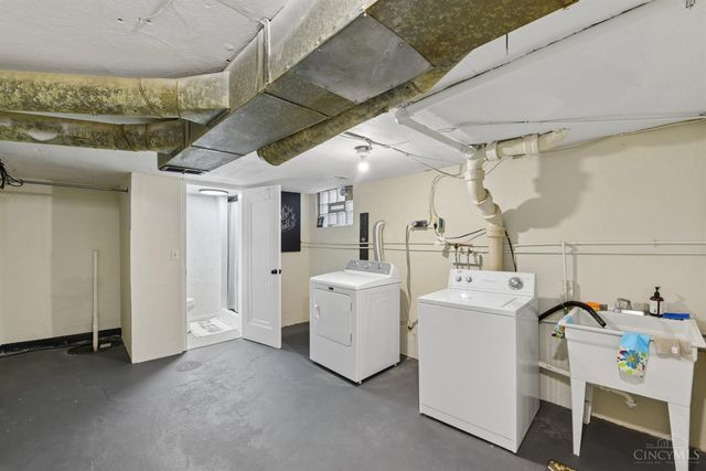 3827 Thornton Drive, Cincinnati, OH 45236