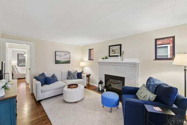 3827 Thornton Drive, Cincinnati, OH 45236