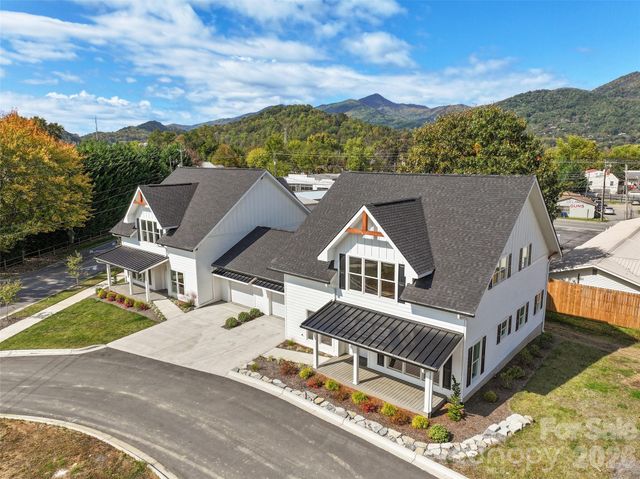 11 and 15 Riemar Lane, Waynesville, NC 28786