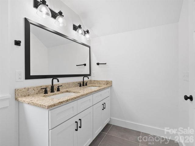 11 and 15 Riemar Lane, Waynesville, NC 28786