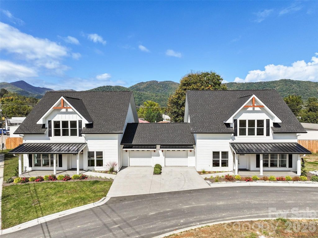 11 and 15 Riemar Lane, Waynesville, NC 28786