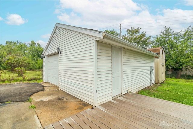 7221 Serpentine Drive, Dayton, OH 45424