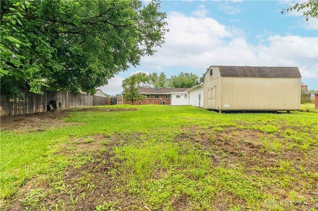 7221 Serpentine Drive, Dayton, OH 45424