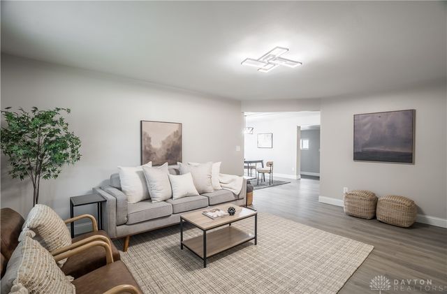 7221 Serpentine Drive, Dayton, OH 45424