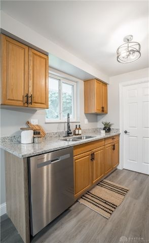 7221 Serpentine Drive, Dayton, OH 45424