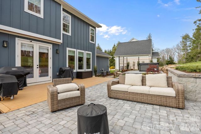 234 Gravely Branch Road, Fletcher, NC 28732