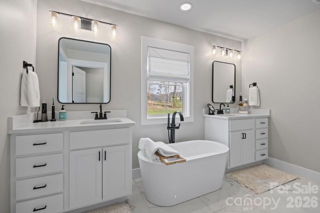 234 Gravely Branch Road, Fletcher, NC 28732
