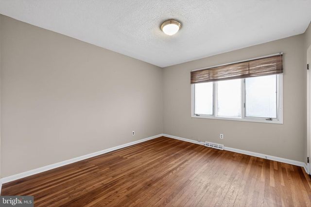 1017 OWL LN, Cherry Hill, NJ 08003