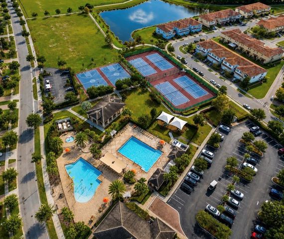 10359 HENBURY STREET, Orlando, FL 32832