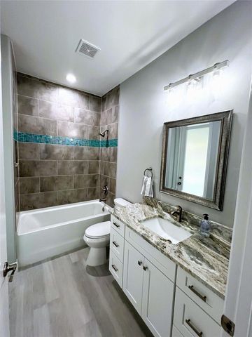 250 ROTONDA BOULEVARD E, Rotonda West, FL 33947