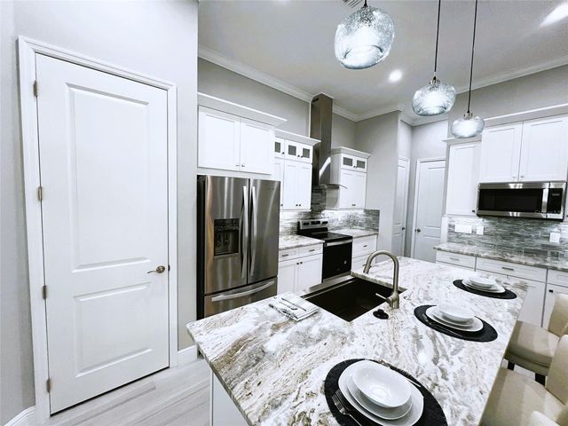 250 ROTONDA BOULEVARD E, Rotonda West, FL 33947