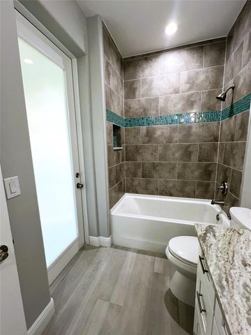 250 ROTONDA BOULEVARD E, Rotonda West, FL 33947