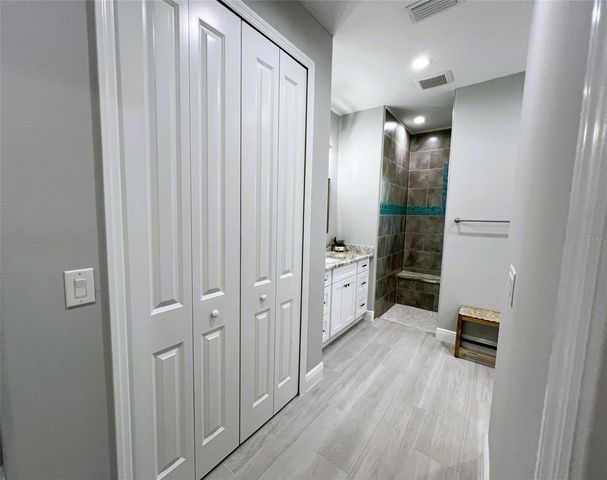 250 ROTONDA BOULEVARD E, Rotonda West, FL 33947