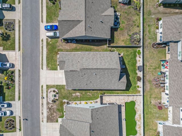 2049 Great Blue Heron Dr., Little River, SC 29566