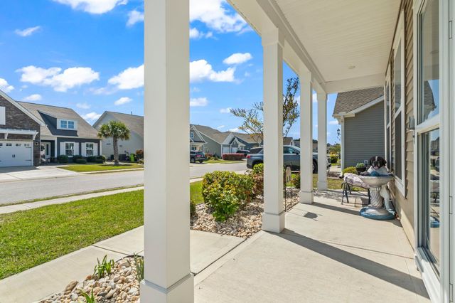 2049 Great Blue Heron Dr., Little River, SC 29566