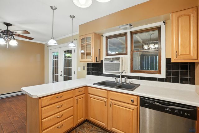 4708 HOWIE DR, Rapid City, SD 57702