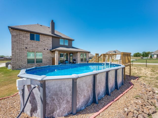 6048 Mango Drive, Sanger, TX 76266