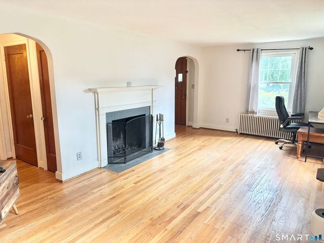 68 Princeton Street, Manchester, CT 06042