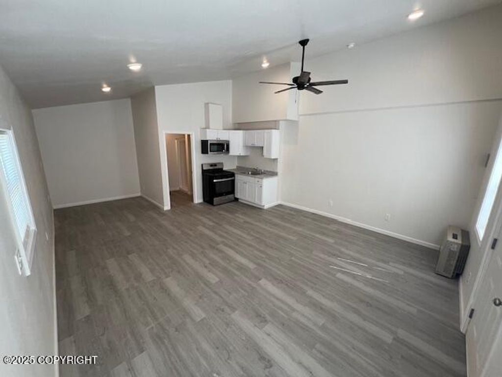 2347 E Bogard Road, #3, Wasilla, AK 99654