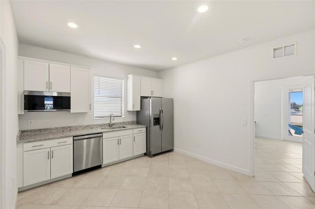 15532 WHITE LINEN DRIVE, Bradenton, FL 34211