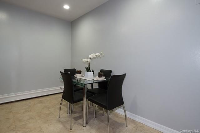 100 Friendly Court Avenue L057, Babylon, NY 11704