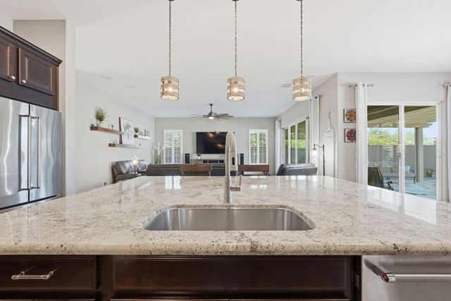 10702 E Lumiere Avenue, Mesa, AZ 85212